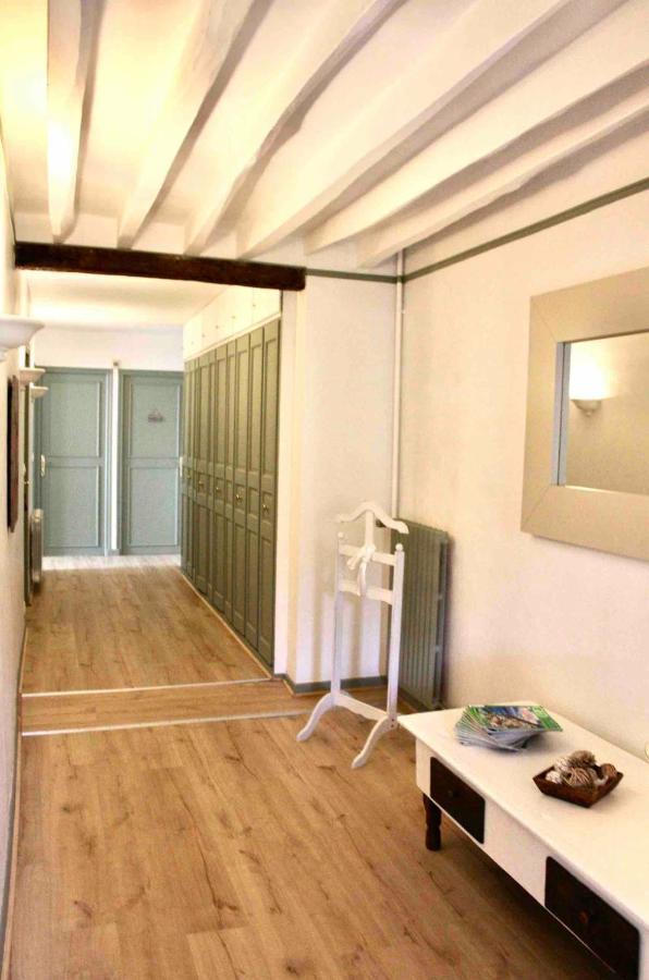 Chambres A La Maison Hermitage Aincourt 외부 사진